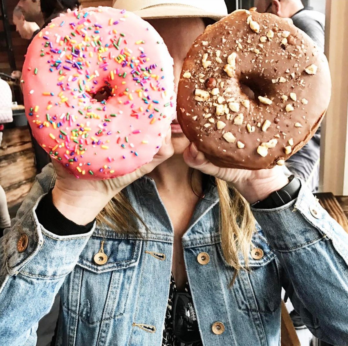 Khoollect's tweet photo. Doughnuts the size of our faces is our kind of doughnut. Shame these guys are across the pond at @DonutBar #khoollectdream #doughnuts https://t.co/o0mfoJratL