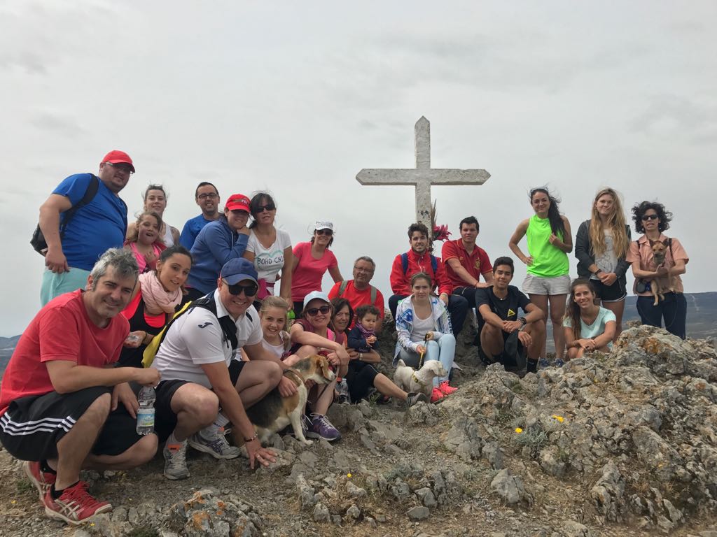 multialhambra's tweet photo. #Atalaya #Padul #Ruta #SenderismoConPerros #MultideportesAlhambra #Senderismo https://t.co/fUWLQQl09e