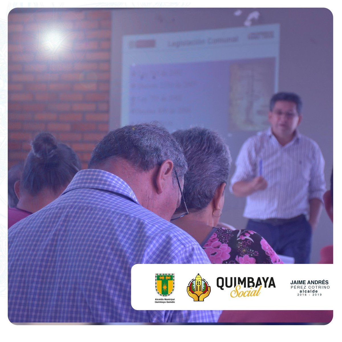 AlcQuimbaya's tweet photo. El #GobiernoSocial y @MinInterior continuamos capacitando a los líderes comunales, esta vez fue: Construcción del Plan de Desarrollo Comunal https://t.co/CCNS2LGFBJ