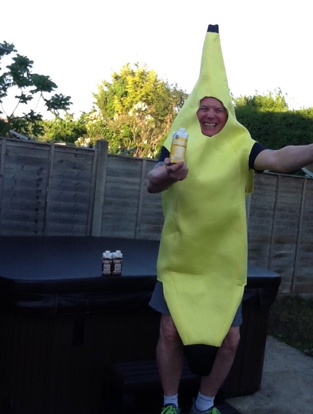 AndyHow11303874's tweet photo. @BamLifeDrink #bamselfie #realmilknojunk #banana #bananamilk #coldplay #inittowinit #BAMnana #BAMnanaMAN #coldplaytickets https://t.co/iMJFlotAEJ