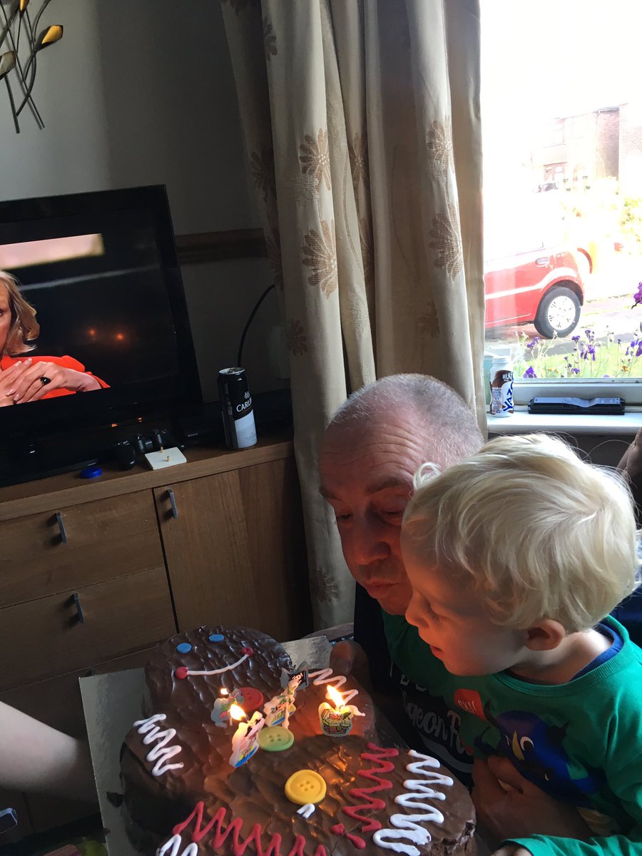 davewbadeakin's tweet photo. Need help blowing out the candles these days lol https://t.co/pWr1wiojK8