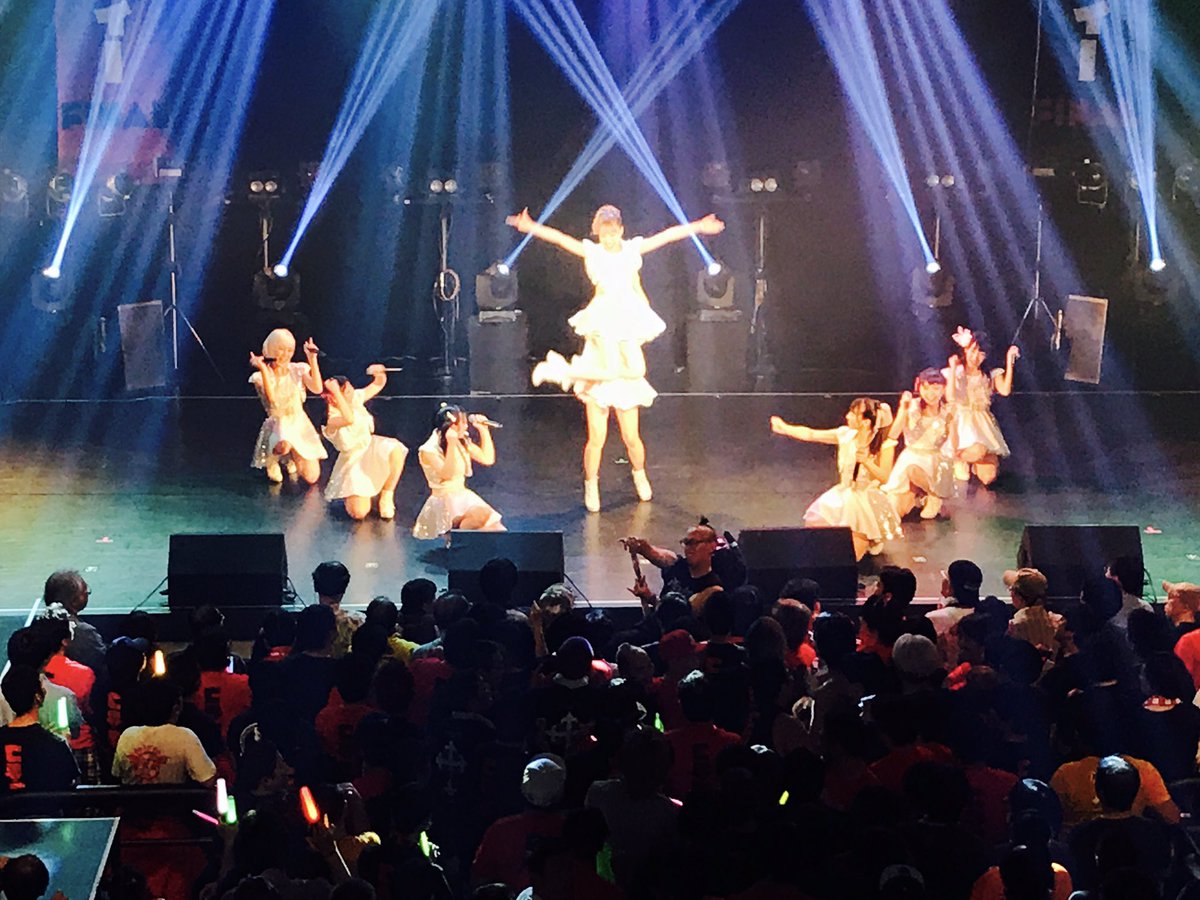 PV_stuff's tweet image. Aina
支度が遅くて、いつも後からパタパタくるあいな。
でもなんだか許せちゃうのはあいなだからだね。
アイドル意識も高くて、たまにびっくりする。辛い時も表には出さずよくがんばったね。これからも大好きなアイドルをがんばってくれること期待してるよ。ファントムでいてくれてありがとう。