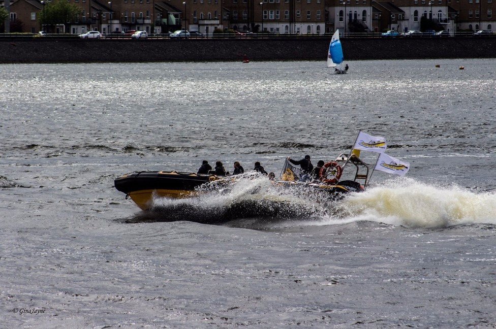 GBacchioni's tweet photo. Fun & speed in Cardiff Bay. #speed #fun #boats #sea #Cardiff #CardifBay #speedboat #canonuk #water #wild #reflecti… https://t.co/1jVkzN5bOz https://t.co/duBBCsR2jR