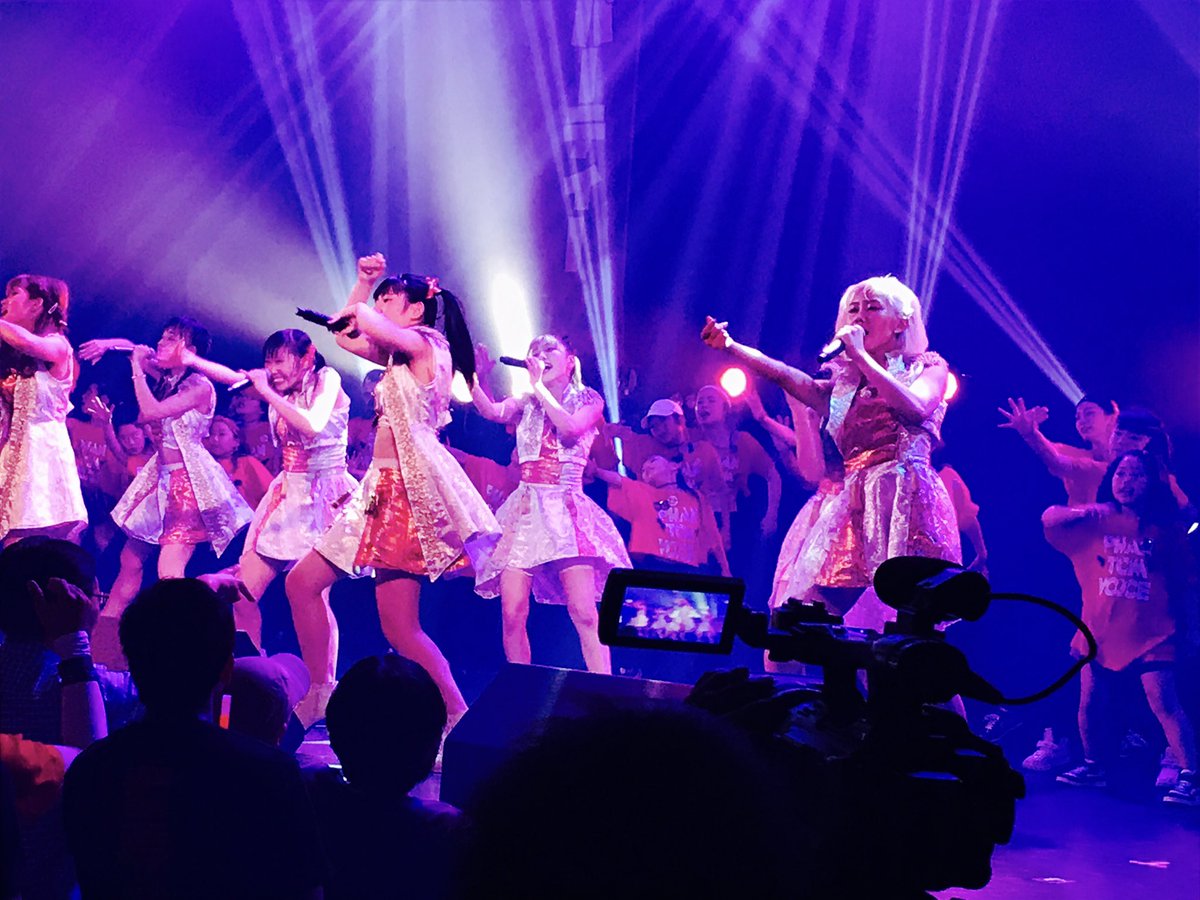 PV_stuff's tweet image. Risa
明るくて、優しくて、私がすべってても遠くからでもフォローしてくれる、すごく頼りになる子。
ファントムに入ったら、りさのかわいさやライブ中の笑顔が爆発して、すごくよくなった。みてて本当に楽しそうで元気がでる。これってアイドルってことだね。
ファントムでいてくれてありがとう