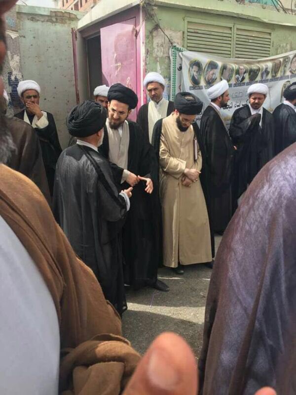 alsistanei's tweet photo. تشييع معتمد المرجعية الشيخ أمير الخزرجي، والشيخ حسين الحمزاوي، واثنين من المؤمنين بحضور عدد من رجال الدين https://t.co/wDj6YRPaX1