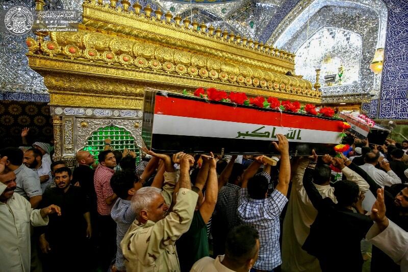 alsistanei's tweet photo. تشييع معتمد المرجعية الشيخ أمير الخزرجي، والشيخ حسين الحمزاوي، واثنين من المؤمنين بحضور عدد من رجال الدين https://t.co/wDj6YRPaX1