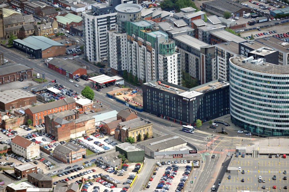 HALLMARK TOWER, GREEN QUARTER - BEAUMONT MORGAN are now well underway with construction of new Project in Manchester ow.ly/N1qc30bQkb5