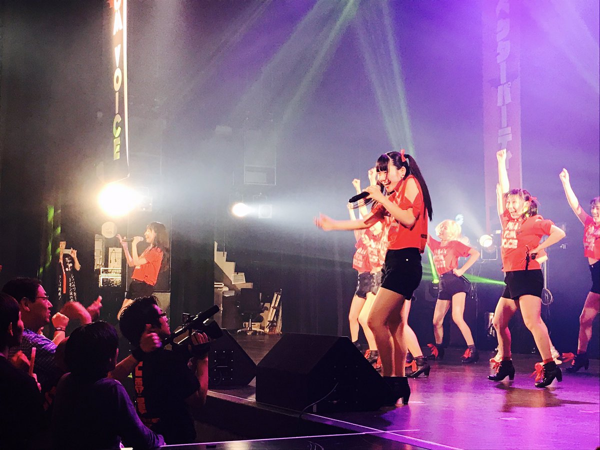 PV_stuff's tweet image. Chisa
やさしい性格ゆえにきっと色んなことに悩んだ時期もあっただろうけど、今のちさはライブ中一番目が行くくらい、しなやかでかわいくてかっこいいパフォーマンスしてるよ。
ちさのダンスは誰がみたって最高だよ。これからも自信を持ってね。
ファントムでいてくれてありがとう。