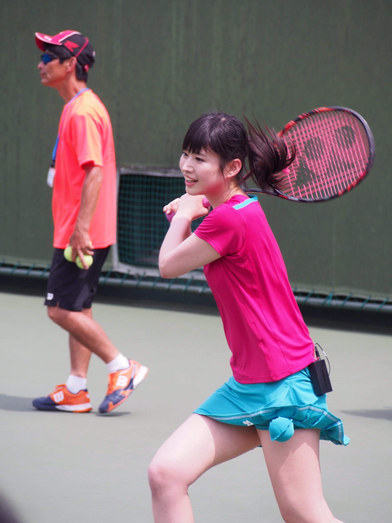 みやちゃん スポーツ女子ってかわいい 佐藤朱 靭テニスセンター テニスクリニック T Co Onhod0w84n Twitter