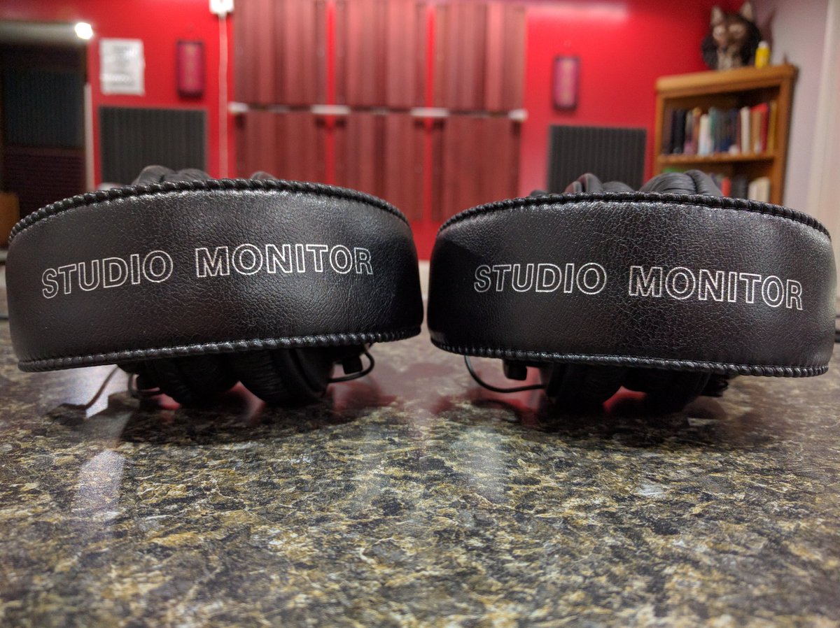 We just got two Sony MDR 7506’s! With these additional professional monitoring options, your ears will feel right at home while you create.