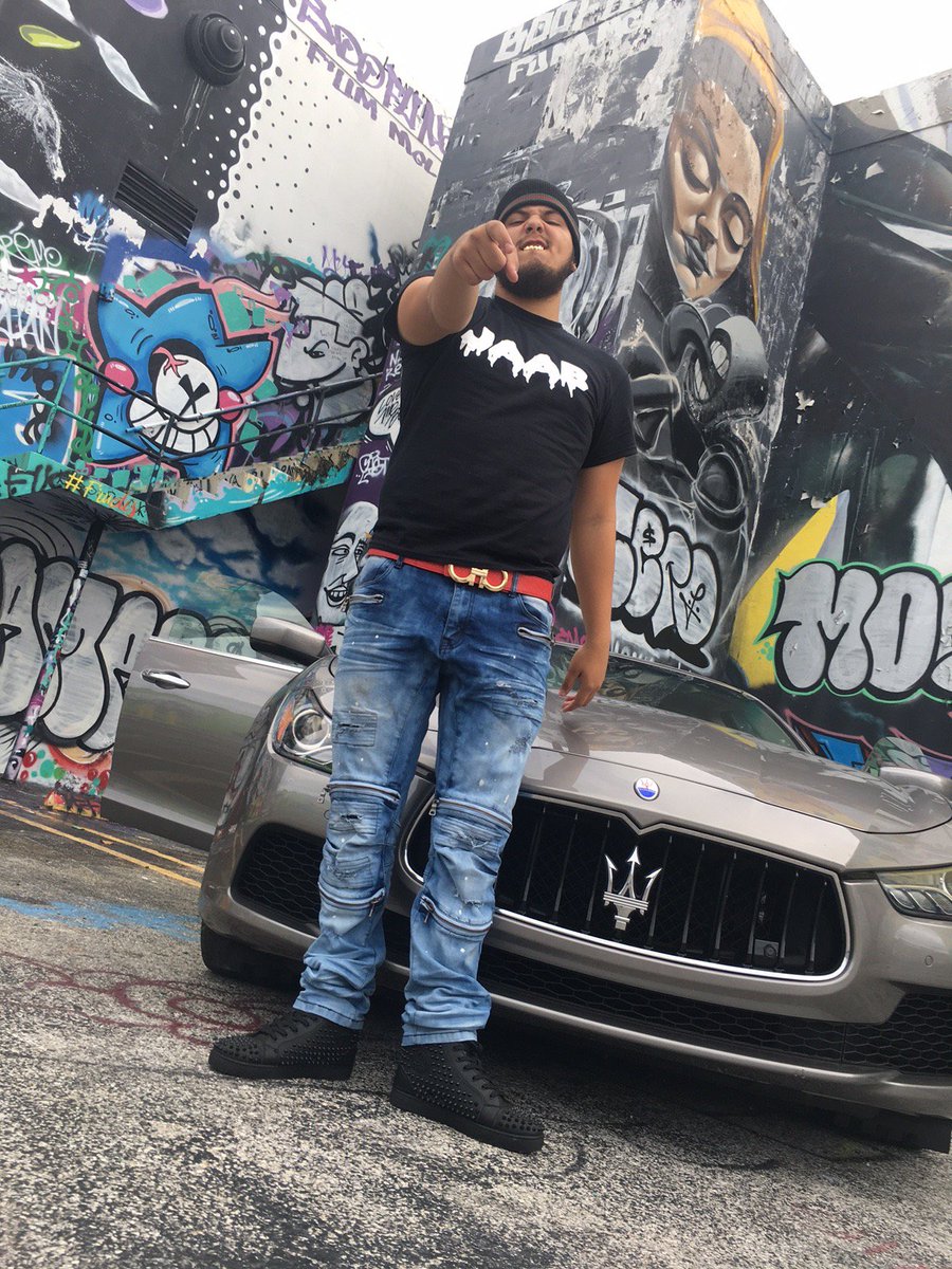 TooJaab's tweet photo. Live life 💰 https://t.co/847fX694Ty