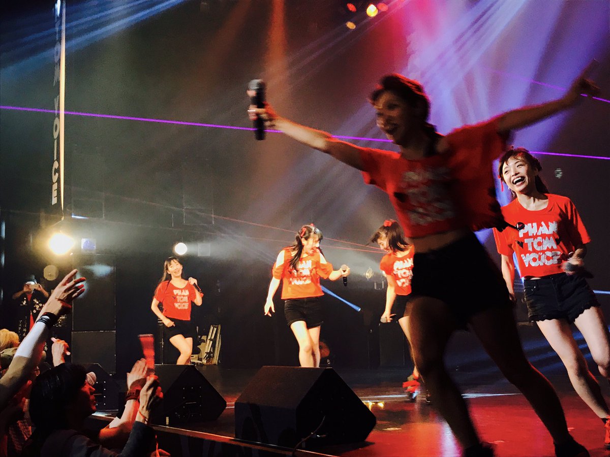 PV_stuff's tweet image. Marika
ダンスや歌にすごく苦労してたけど、影で努力して本当によくがんばったね。
途中から急に成長したのはまりかが努力したからだよ。
個性的な性格でみんなのいじられ役。これはすごい才能だから、そのまま伸ばしていってね。
ファントムでいてくれてありがとう。