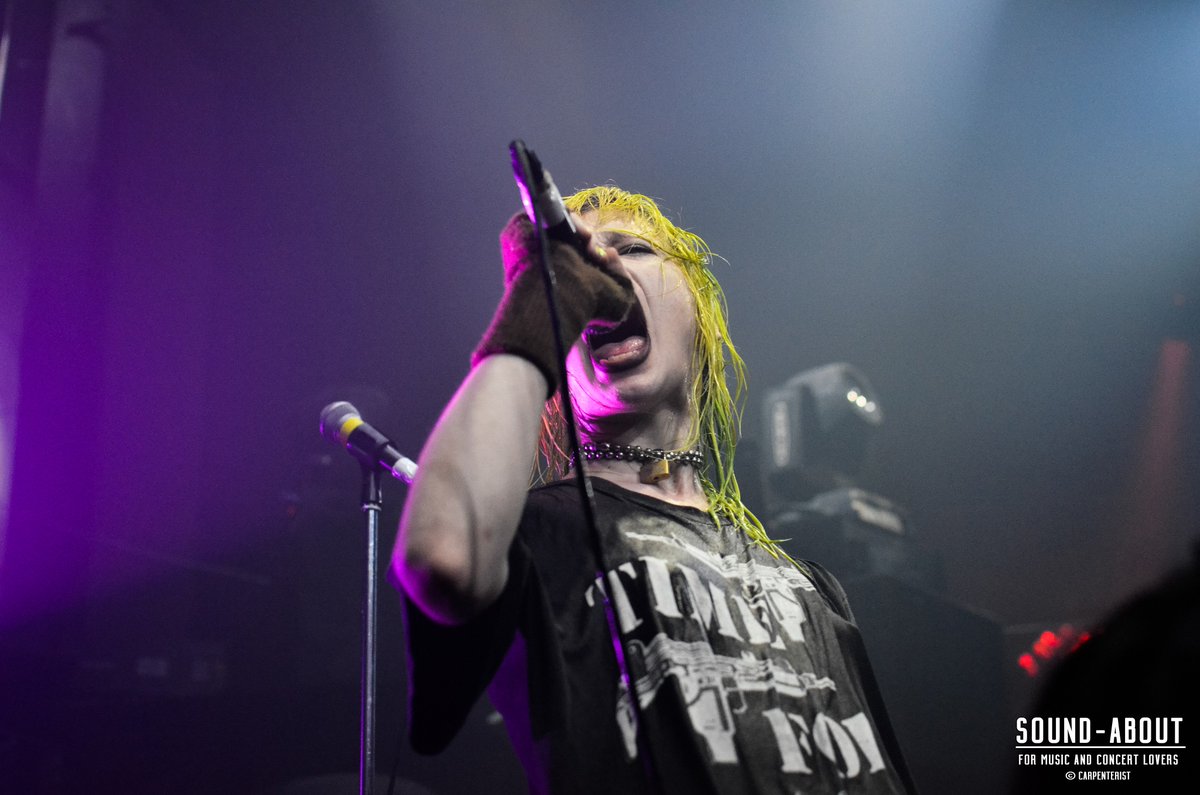 popscences's tweet photo. #CrystalCastles live in Bangkok 2017 full album: https://t.co/xqtTHrf7lA
#EdithFrances #EthanKath https://t.co/Zxk2Fgquiq
