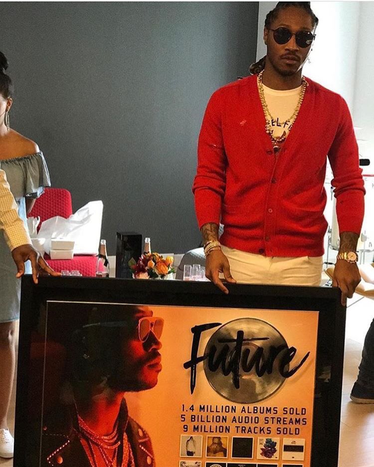 WORLDSTAR's tweet photo. Congrats to Future 💯🔥 https://t.co/CfQ0BinV5N