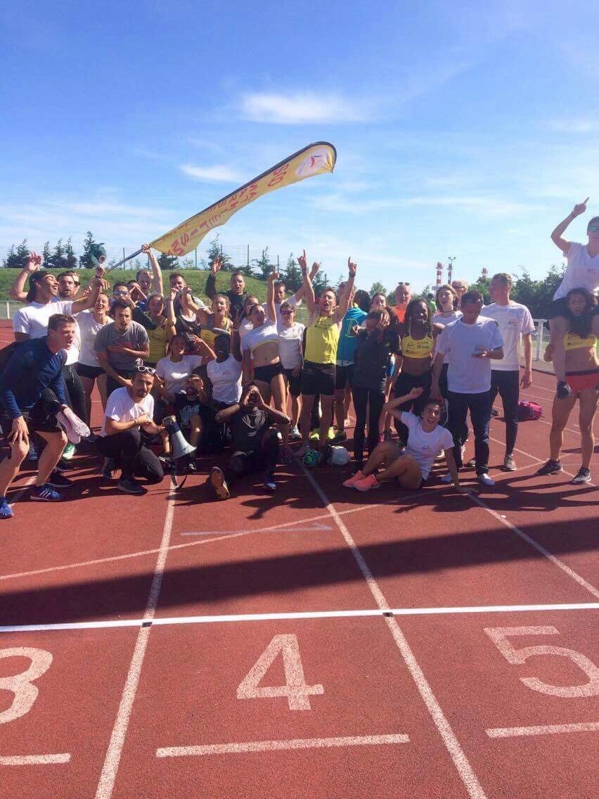 SCOMarseille's tweet photo. V I C T O I R E !! 🏆64 846 points ! Montée en Élite B l'année prochaine !! #TeamSCO #SCOMarseille #interclubs2017 https://t.co/kR2pCwezCm