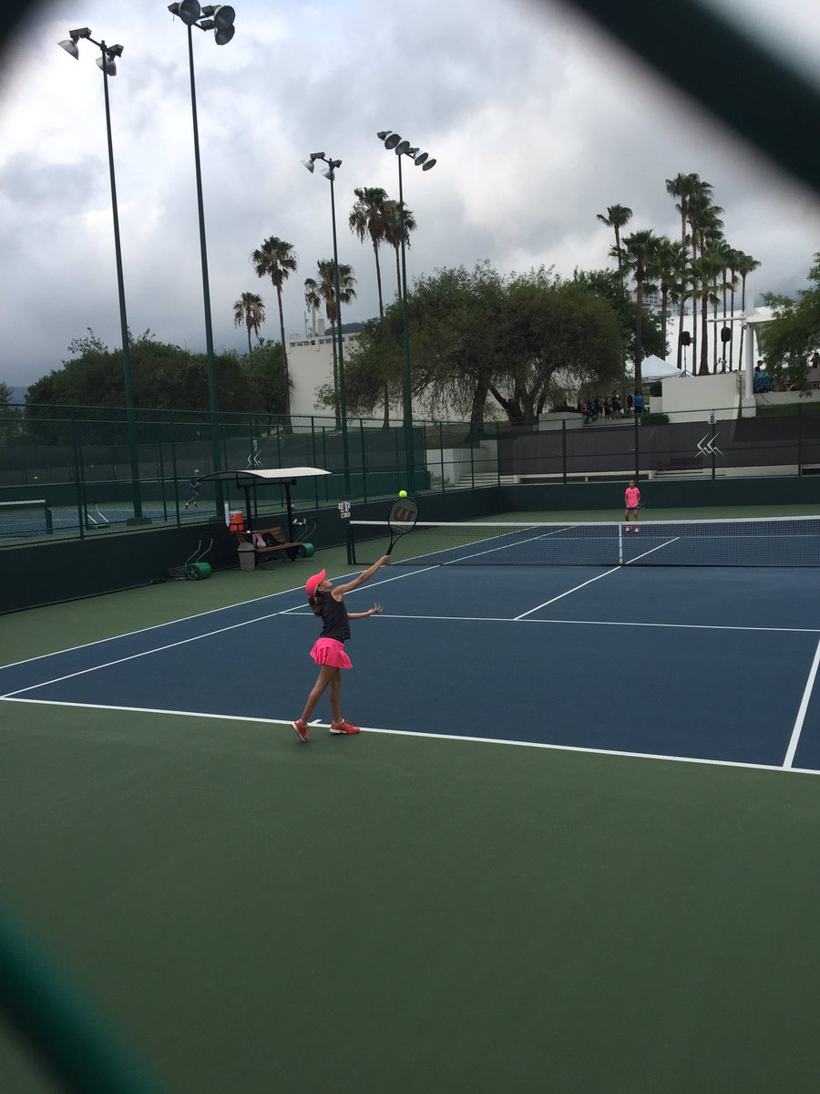 patospub's tweet photo. Viendo a mi #Paty en torneo, vamos flaca!!! https://t.co/DyCPcdHzTW