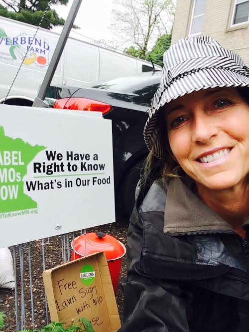 tweetytracy's tweet photo. Free @RightToKnowMN #labelGMOs lawn sign w/ $10 purchase at the @BirchwoodCafe /Riverbend Farm plant sale! #local #organic #shepersisted 🌱🍅 https://t.co/p2IpHyHGpr