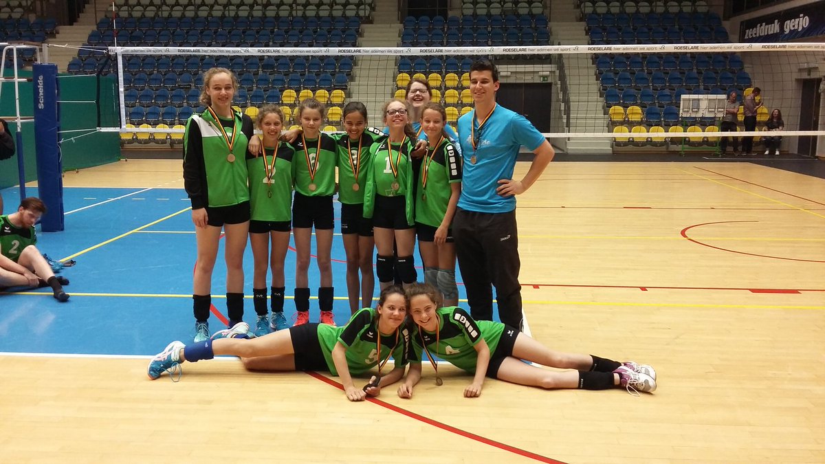 MendoBooischot's tweet photo. Meisjes U13 brons op de Belgische kampioenschappen https://t.co/BttSYQQtG5