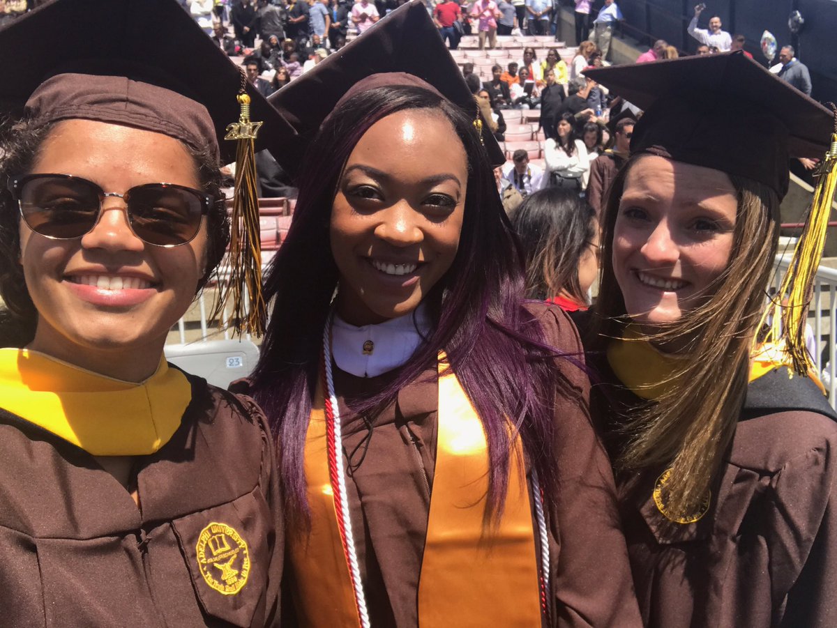AdelphiWBB's tweet image. 🙌💫🎊🎉 #Congratulations to these 3 amazing Student-Athlete Seniors!! #AdelphiGrad2017 #Commencement2017 #HailAdelphi #goodluck #muchsuccess