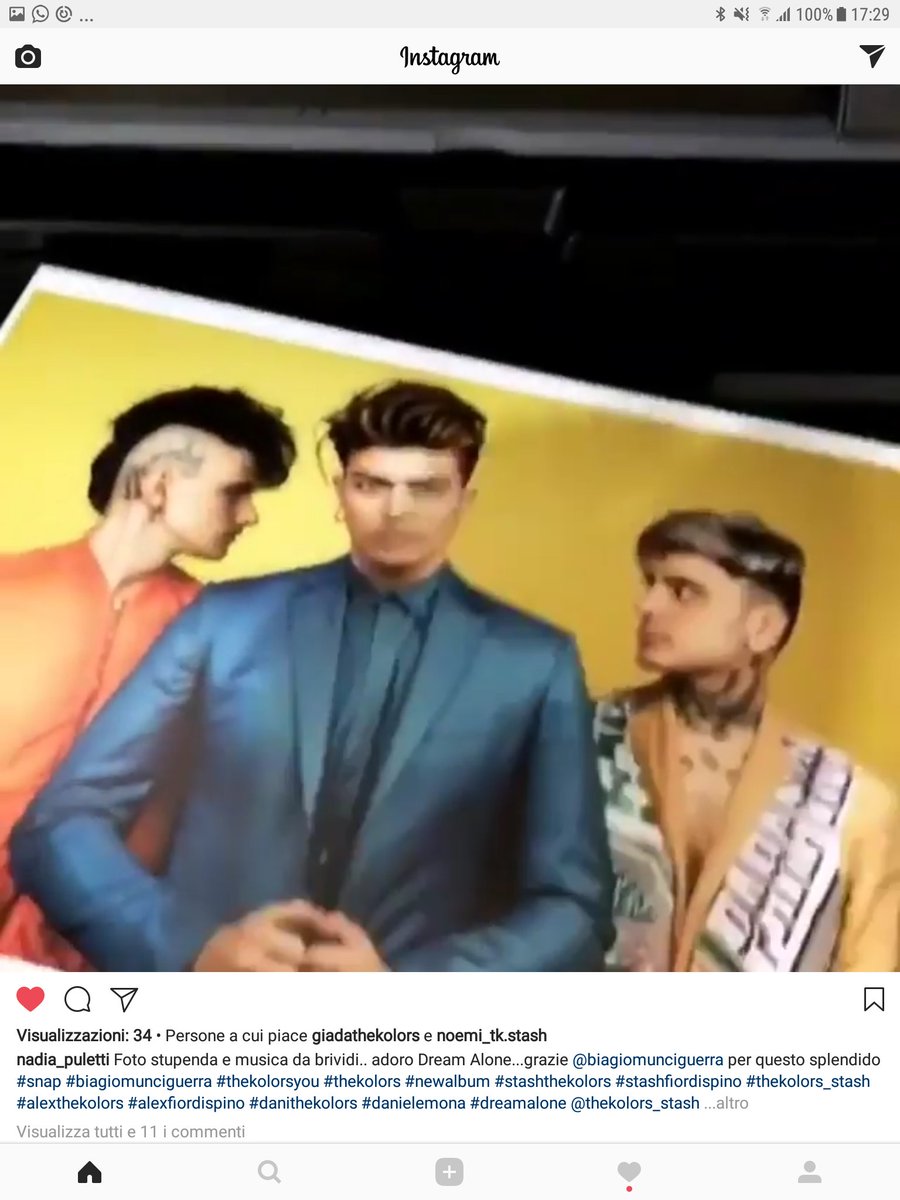 antob2nella's tweet photo. E poi ci sono io che non riesco a decidere quale pezzo di YOU mi piaccia di più #troppofigo #TheKolorsYOU https://t.co/H0bL4STr4f