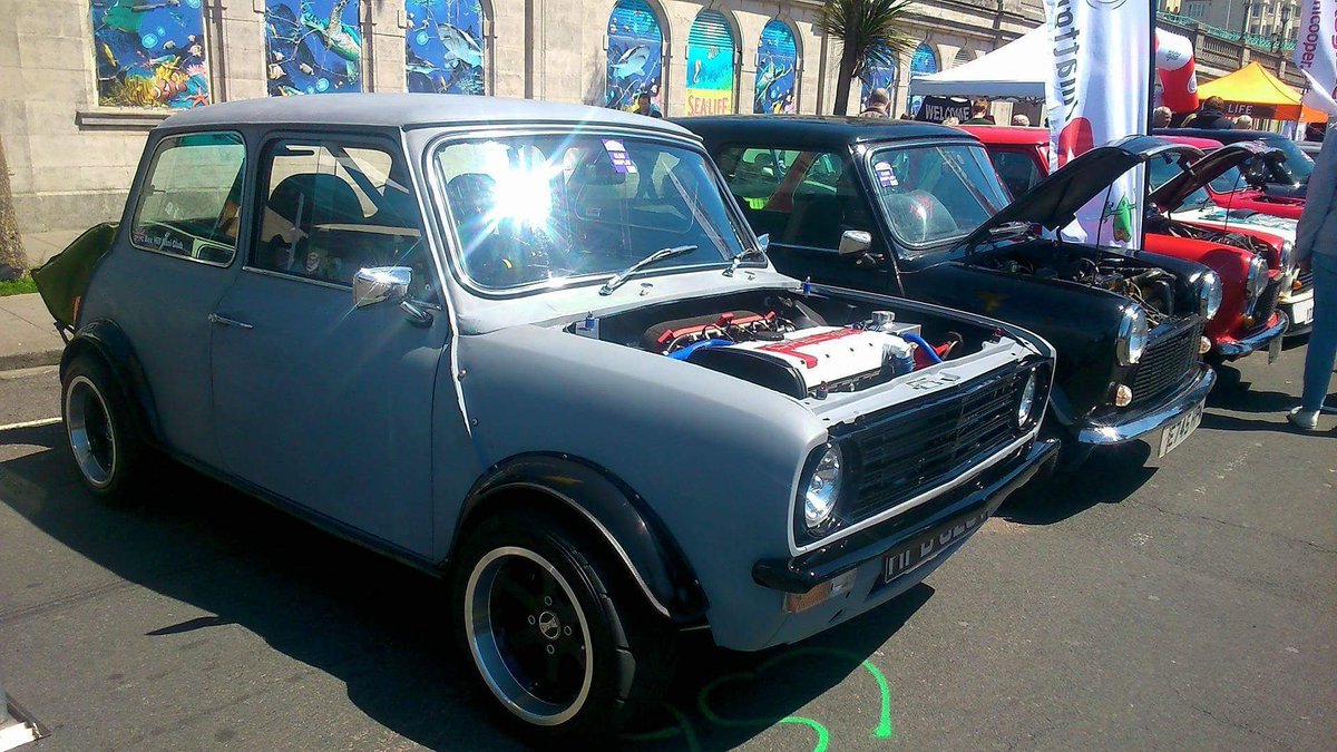BoxHillMiniClub's tweet photo. Nath & his red top ! #16vmini #c20xe https://t.co/If6aBFc8xG