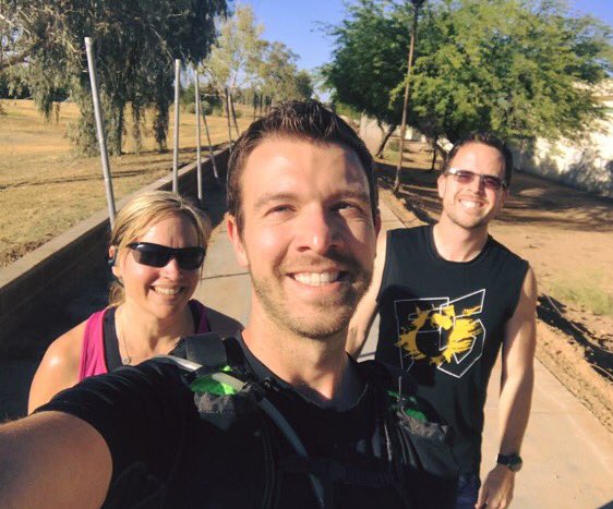 azsungoddess1's tweet photo. Hooray, 11 miler is done! Ran into #teamnuun friends @runblogaz @egsleeve . Anything to help pass the time! #nuunperformance was 👌🏻 https://t.co/KE7RZoMixg