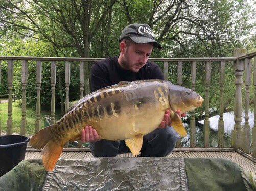 stinky_stuff's tweet image. Martin West Pulling them in on #StinkyStuff Bubblegum Cream. Get on it!!