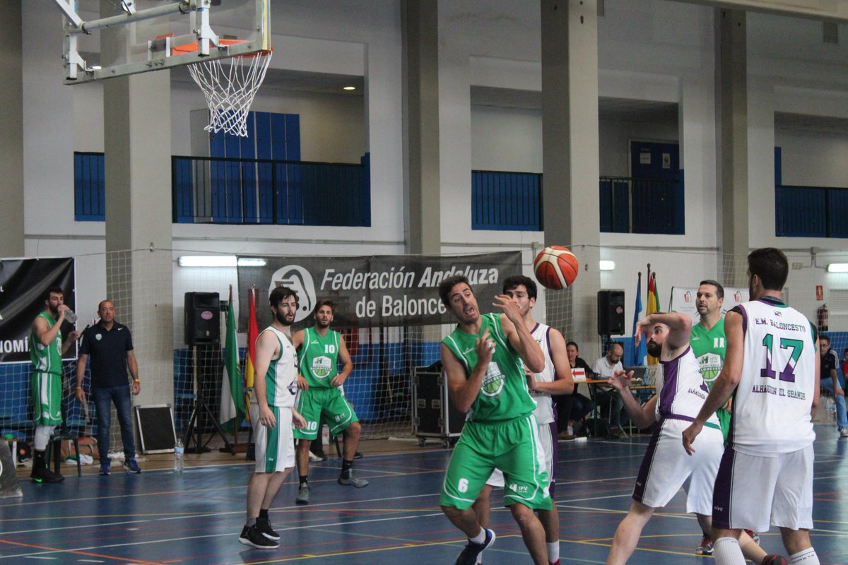 FAB_Malaga's tweet photo. 3ºpdo. en el Elola #F4SeniorProvMas Hotel IPV Palace Fuengirola 47 vs.CB Alhaurín El Grande 45. Sigue el desenlace en directo por streaming https://t.co/jYdAWXQHwh