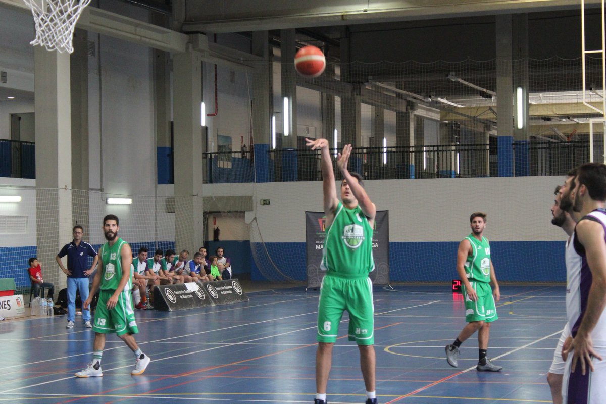 FAB_Malaga's tweet photo. 3ºpdo. en el Elola #F4SeniorProvMas Hotel IPV Palace Fuengirola 47 vs.CB Alhaurín El Grande 45. Sigue el desenlace en directo por streaming https://t.co/jYdAWXQHwh