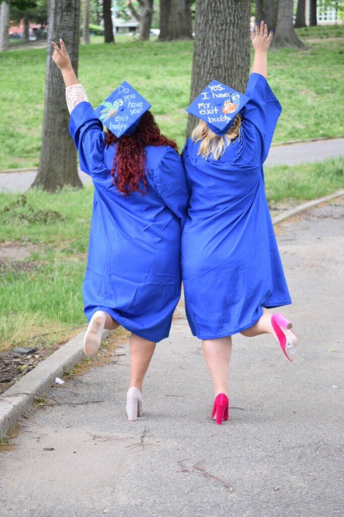 _erin_airout's tweet photo. Two of my favorite people just graduated 👩🏽‍🎓🎉🍾💕💕I wish I could have been there 😰I love you @TaylorMDyas @briannecbrown https://t.co/90PzuVhXKD