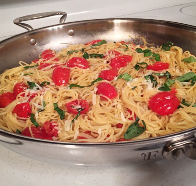 VitaCraftUSA's tweet photo. Favorite brand of home and professional chefs for over 75 years #ChefPics #Chef https://t.co/URlyPwj1ke #NRAshow2017 Booth 10354 https://t.co/rJLQ7EGI9t