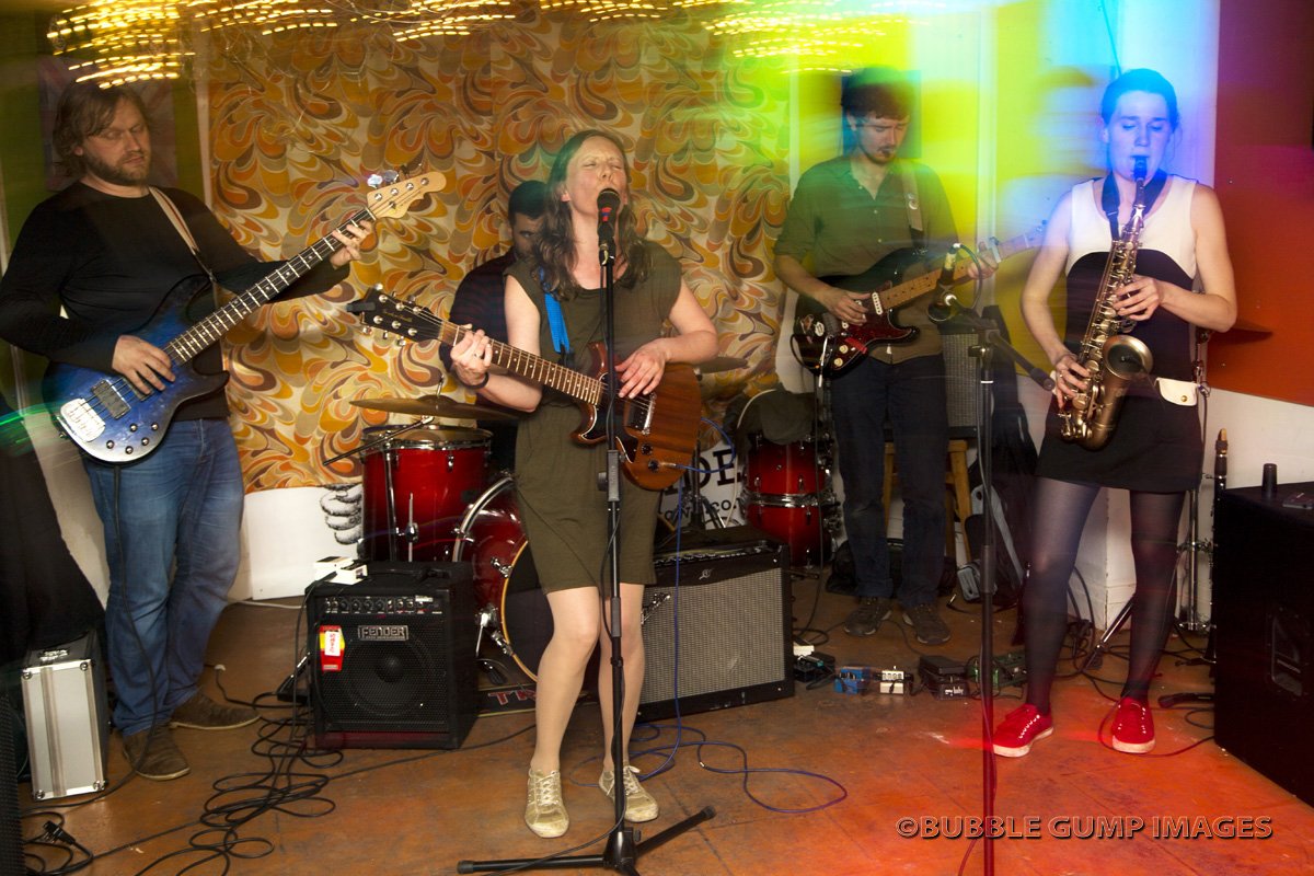 Mama Goose tweet media