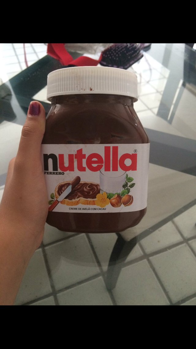 Nutella amo muito mais amo mais a lari com certeza né❤️