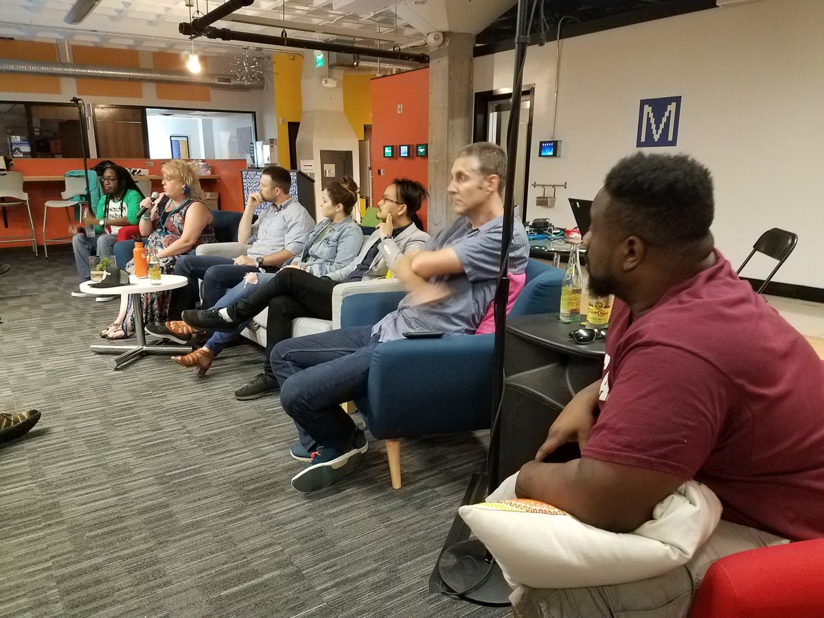 dawnbvaughan's tweet image. Happening now at @Moogfest, "Music &amp;amp; Tech: Tools to Fight Mass Incarceration" at @AmerUnderground @ Main. #Moogfest2017 #Durham