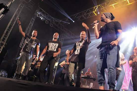 naiarosajs's tweet photo. É o samba prime. 🎵🎶
Com @sorrisomaroto @thiaguinhocomth @DilsinhoOficial @turmadopagode
#meacabei
#jáquerobis https://t.co/D3mjCtfS4w