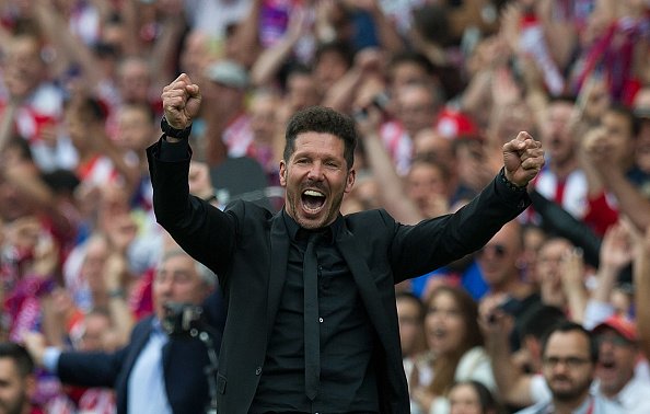 SC_ESPN's tweet photo. El Vicente Calderón sintió por última vez el calor de la gente del Atlético de Madrid. Historia pura. https://t.co/SDV3VvvhWA
