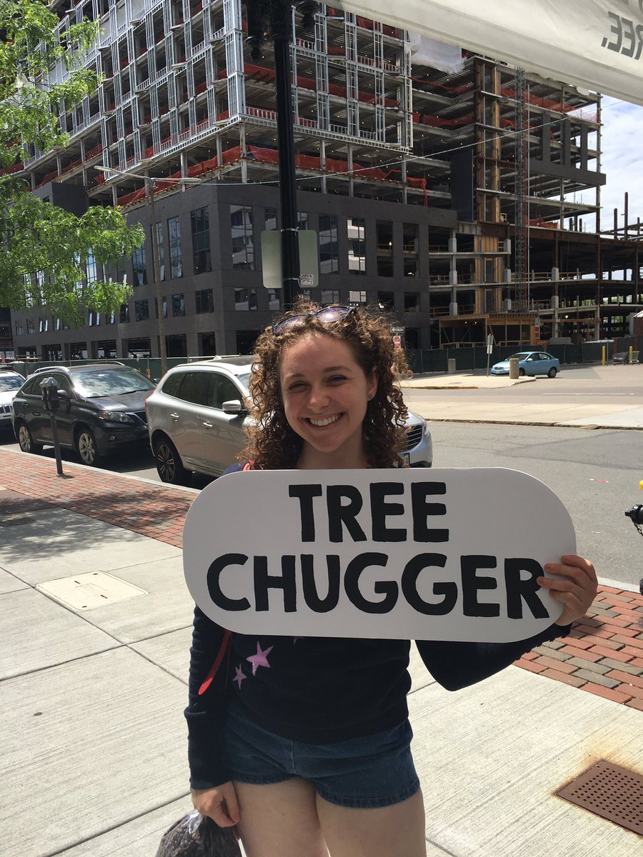 tweetykats's tweet photo. @drinkmaple @Hubway #treechugger https://t.co/09gWC1MAEc