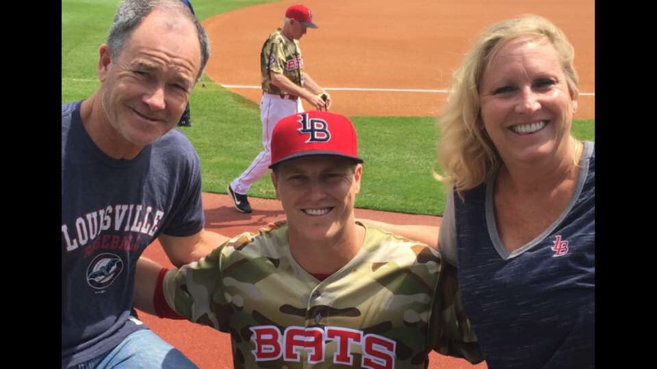 Maui2022's tweet photo. Love watching this kid play!  #Louisvillebats #2winstodaywouldbenice #badix https://t.co/u5qpiw0GkS