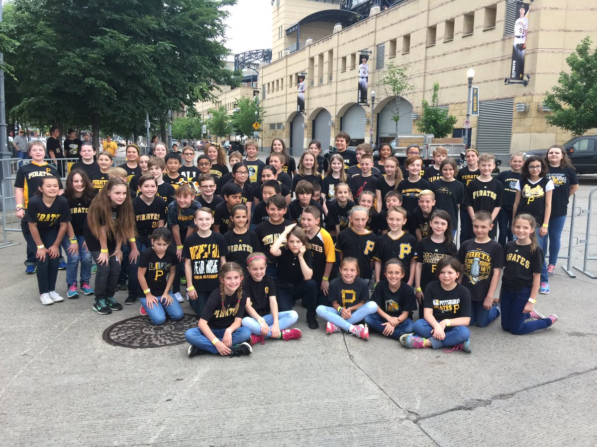 SVolpe's tweet photo. The amazing Amy Kegel and the #Hosack Elementary School choir singing National Anthem at today's game. #LetsGoBucs #NASDlearns #norain! https://t.co/HgsIpkvlRw