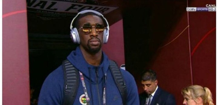 #Fenerforglory Merhaba, ben Udoh mekanın sahibiyim.