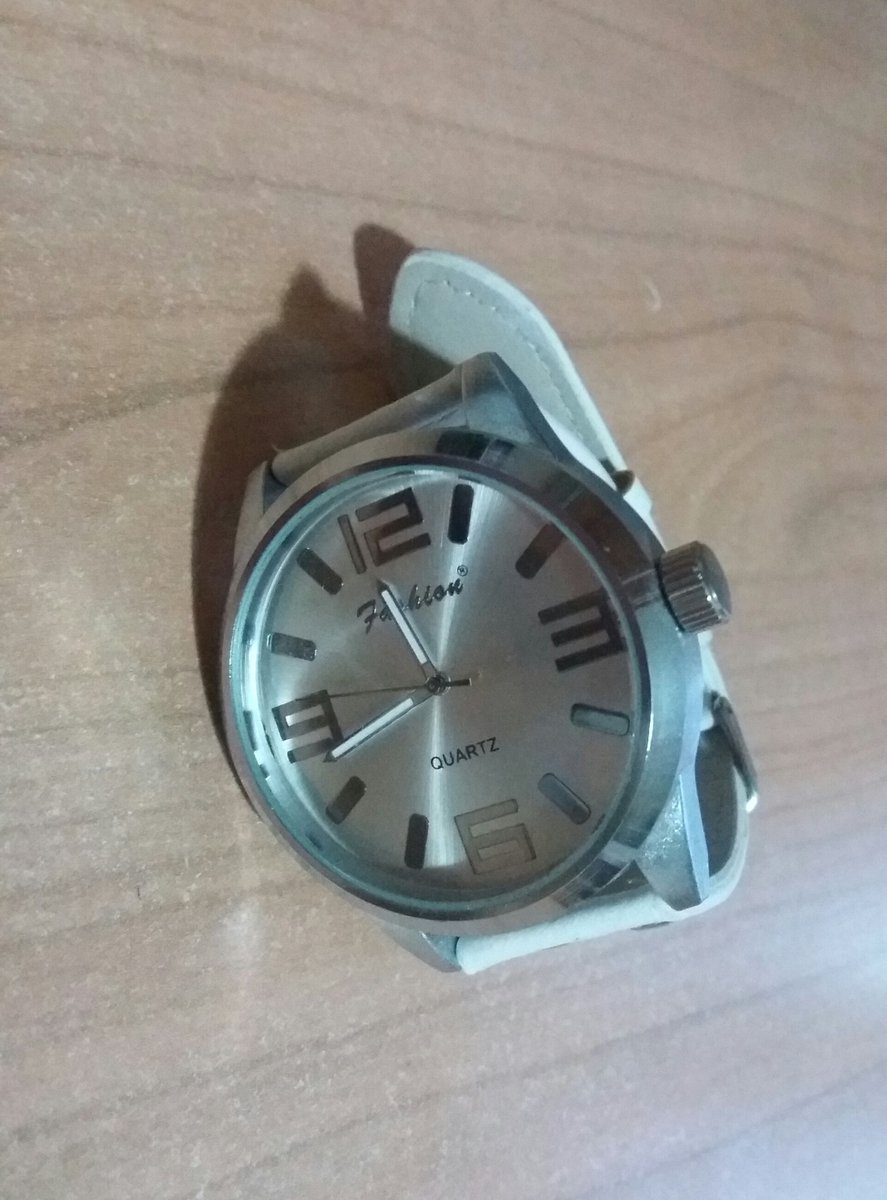 imm_pella's tweet photo. @TheDanocracy #DanClock here's your time telling device ☺ https://t.co/yp3q66pOa8