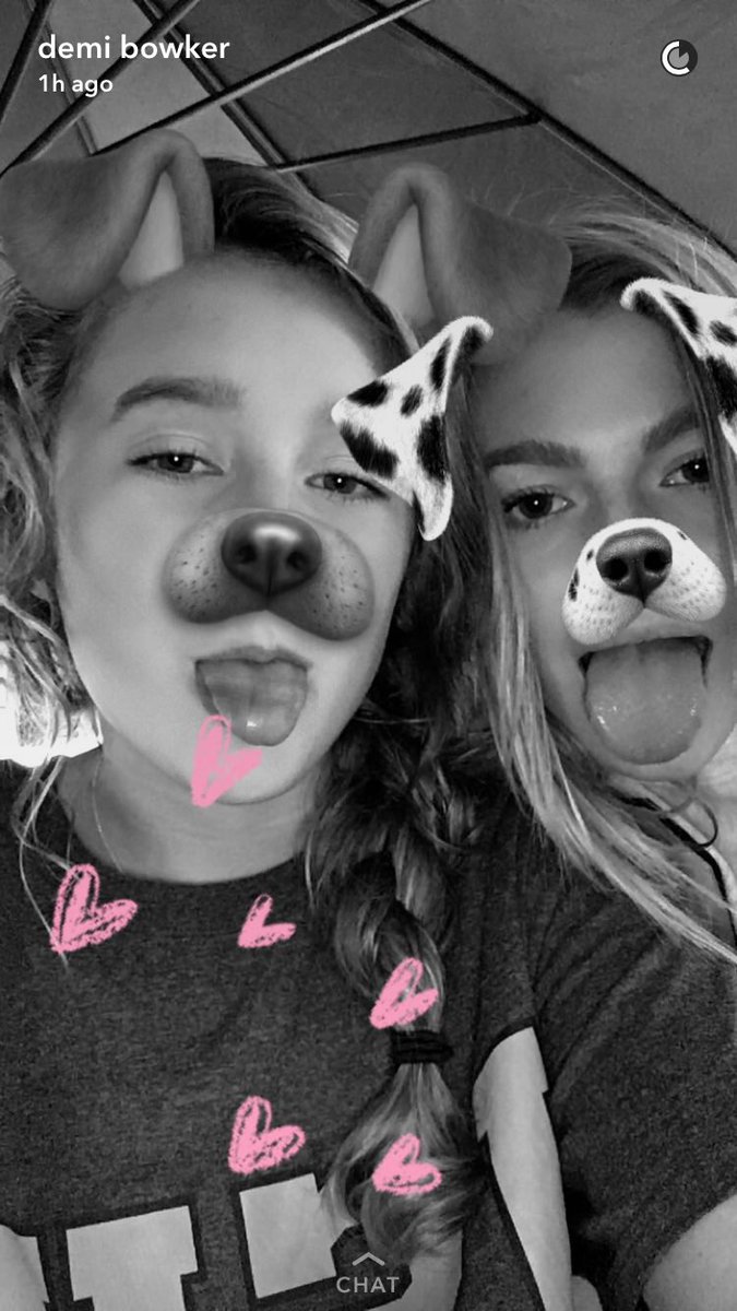 mollyegan14's tweet photo. happy bday to my main💓💓 hope u have a rockin day luv u😽🤘😛 @dbowkk https://t.co/TNX0BUVFJA