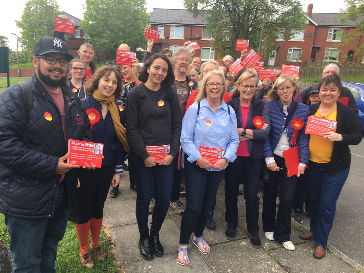 Stunning support in #BuryNorth for <a href="/JamesFrith/">James Frith MP</a> today THANK YOU to everyone who came including <a href="/CWUnews/">CWU</a> members 🌹 #NuttallOut