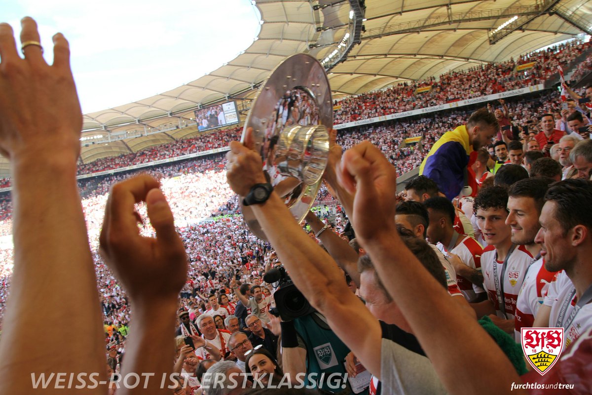 ii3358's tweet photo. رسمياً، شتوتغارت بطل ألمانيا للدرجة الثانية لموسم 2016/17  !

#VFB #VfBStuttgart https://t.co/tDaeT26cyY