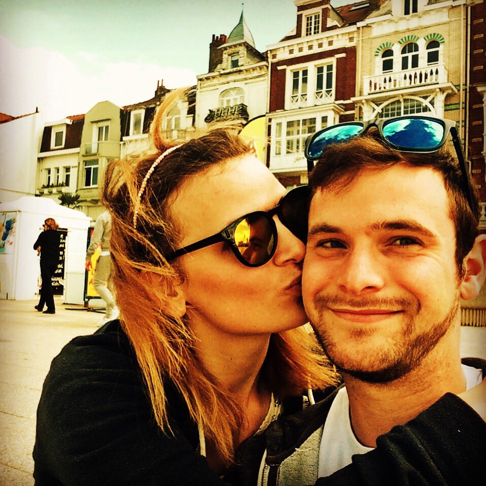 Me_Caty's tweet photo. Sunny sunday afternoons ❤️❤️ #boyfriend #love https://t.co/ERZDzbpONl