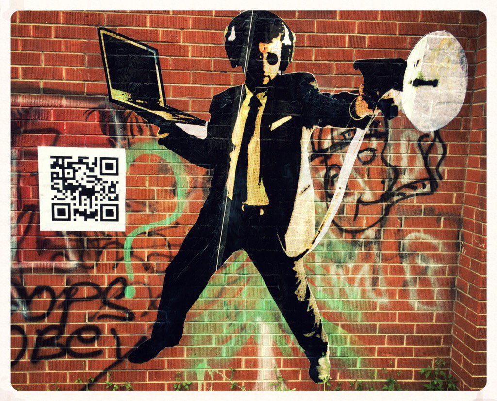 city_z3n_0wl's tweet photo. @suitmanpower #alexfreeman #StreetArt #urbanart #graffiti https://t.co/NnMiFUANU0