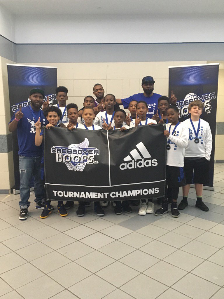 crossoverhoops1's tweet photo. Congrats to the XClusive Ballers on winning the 11u bracket!! https://t.co/TB1RWxrraO