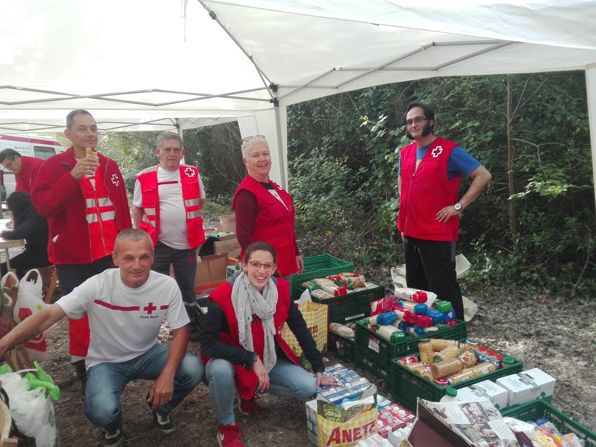 CREUROJABLLN's tweet photo. Gran matí al parc de Can Cases #martorell acollint la 4a Cursa Solidària 6 h de Resistència gràcies al suport de @Cargill. #bonescauses https://t.co/tGw3zJ3zos