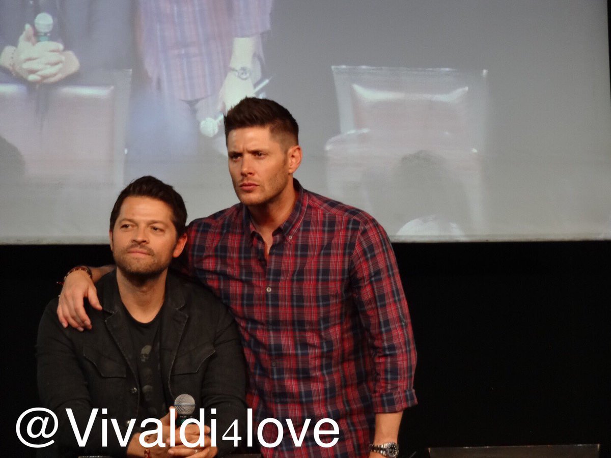 Vivaldi4love's tweet photo. #jib8 #jisha #lastpanel #evening #craziness #muchfun #muchlove @mishacollins @JensenAckles https://t.co/AMSKUXaNl6