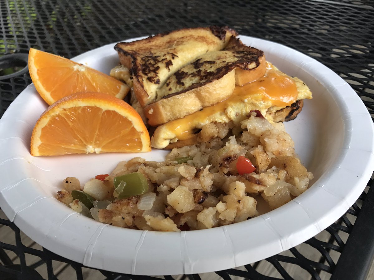 French Toast Sandwich from <a href="/downtoearthdfw/">Down To Earth</a> serving #brunch <a href="/FWFoodPark/">Fort Worth Food Park</a> with <a href="/Gepettopizza/">Gepetto Pizzas</a> <a href="/LifeIsSweetFTW/">Life Is Sweet FTW</a> @CMLobster <a href="/SantoFrijol/">Santo Frijol</a>